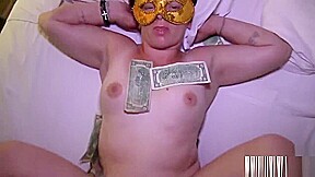 Petite Champagne Fucked on a Bed of Jeffersons
