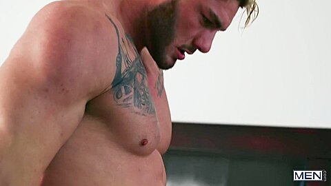Pierre Fitch & William Seed in When The Top's Away: 2 - MenNetwork