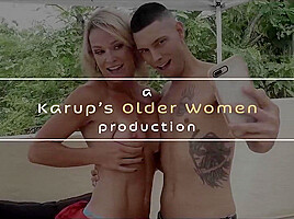Playful Alt MILF Yaetriplex - KarupsOlderWomen