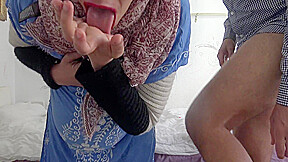 Pregnant Syrian Refugee Fucks In German Brothel