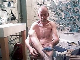 Preparing The Gunge Shave