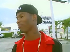 Public interracial gay blowjob with ghetto dude