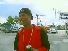Public interracial gay blowjob with ghetto dude