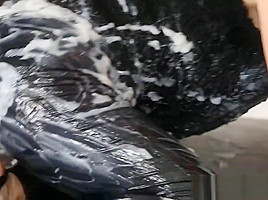 Pussy rubbing gloryhole
