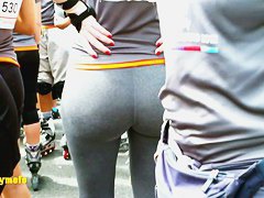 Really cool girl with awesome round ass was roller skating