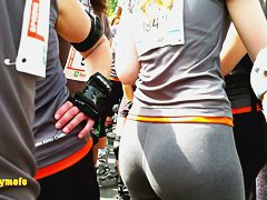 Really cool girl with awesome round ass was roller skating
