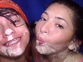 Really nasty extreme deepthroating (threesome)