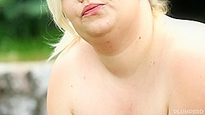 Rebecca & Kamo Chlap in Bbw Abuses A Face - KINK