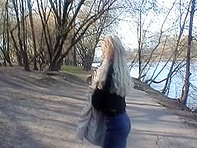 Rita in homemade sex video shows hard pussy drilling