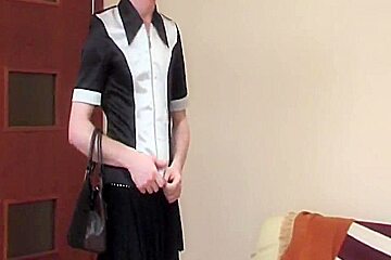 Russian maid dressed and was fucked