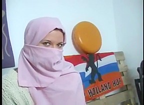 Sandra zemanova arabic dress up
