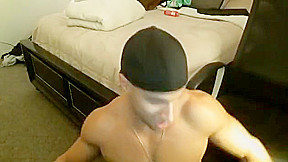 Sean Zevran uses a huge dildo and cums on cam show