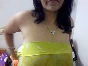 Sexy Aged Indian Aunty