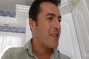 Sexy Valentina Velasques Gives Handjob In Kitchen 