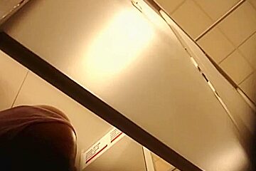 Sexy dressing room shots with amateur in shorts