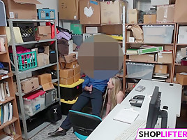 Shoplifting teen 18+ asks for forgiveness