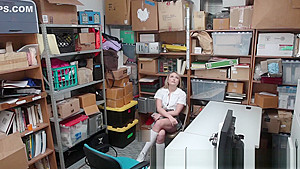 Shoplifting teen 18+ screwed