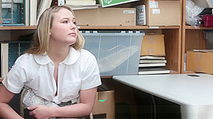 Shoplifting teen 18+ screwed