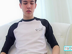 Skinny Brunette teen 18+ Xander Plays With His Lovehole And Jerks Off! 10 Min