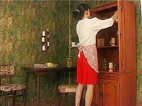 Skinny Maid goes the extra mile with her cleaning duties