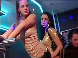 Slippery Moist Partying With Hawt Sirens And Hunks