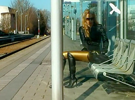 Smoking lady in leather