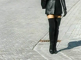 Smoking lady in leather
