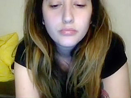 Spanish girl bates on cr