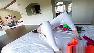 Sportive cfnm bitch giving blowjob