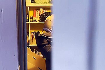 Spying On How Guys Fuck In The Barn