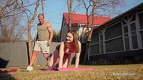 Stretched Out Euro Girl - Karups