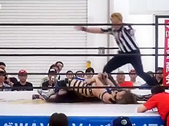 Sumire vs Mika Japanese Women Wrestling catfight