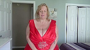 Suzie 44K Busty Milf Fantasies