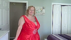 Suzie 44K Busty Milf Fantasies