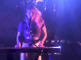 Swedish blonde flashes her tits on stage! #Tove Lo