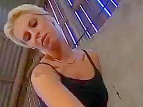Sweet college girl invited to fuck !