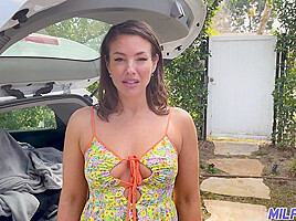 Swinger Sex Offers Hard Dick And Free Ride At Milf Trip