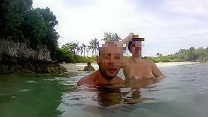 THE WALKING NUDE - Amateur Russian couple!