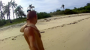 THE WALKING NUDE - Amateur Russian couple!