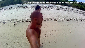 THE WALKING NUDE - Amateur Russian couple!
