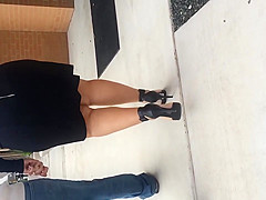 TICK LATINA ASS - CANDID