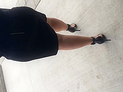 TICK LATINA ASS - CANDID