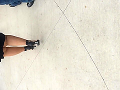 TICK LATINA ASS - CANDID