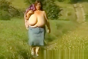 Titsiana walking