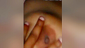 Today Exclusive- Desi Cpl Romance And Wife Showing Boobs 2