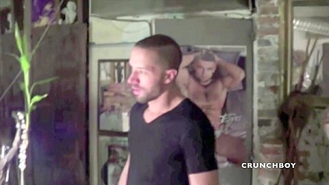 Tony Axel fucked by young straight workerin suit and class - CrunchBoy