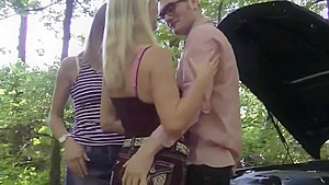 Two Shameless & Busty MILF with Stranger Outdoor
