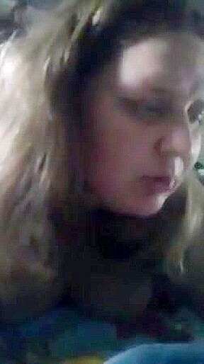 Ugly face but hot body on periscope