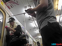 Upskirting video shows an amazing butt in sexy skirt