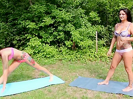 Yoga challenge HOT 14